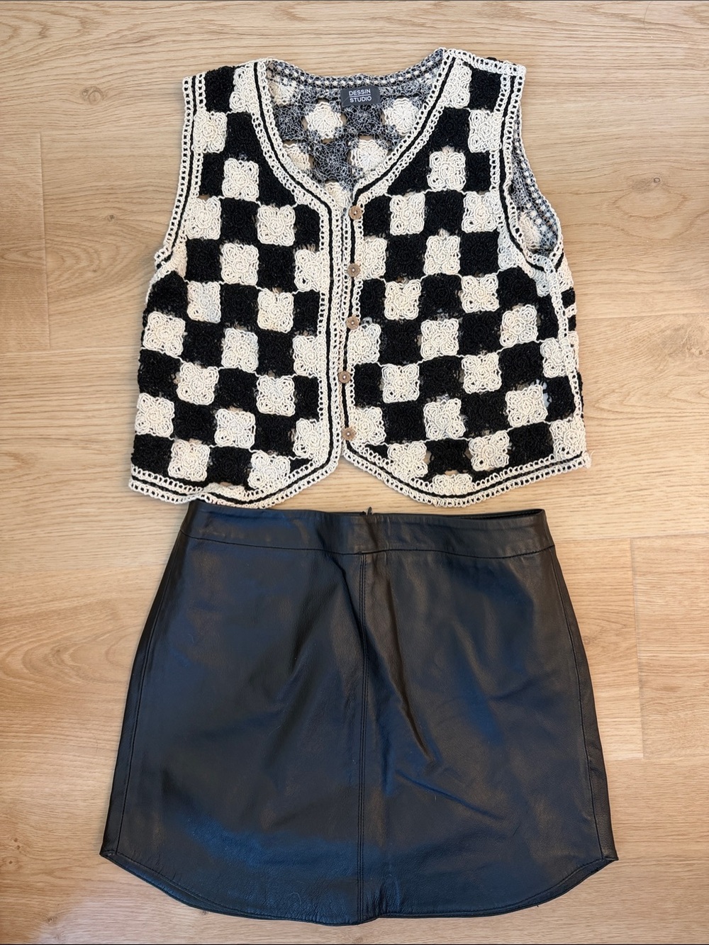 Women’s Crochet Checkerboard Vest - Black & Cream